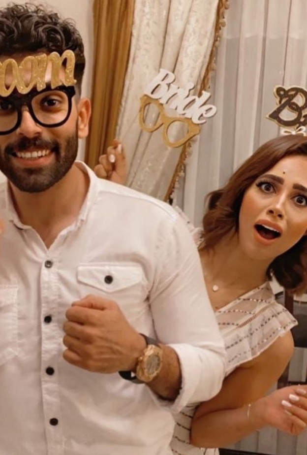 رنا سماحة توجه رسالة رومانسية لخطيبها