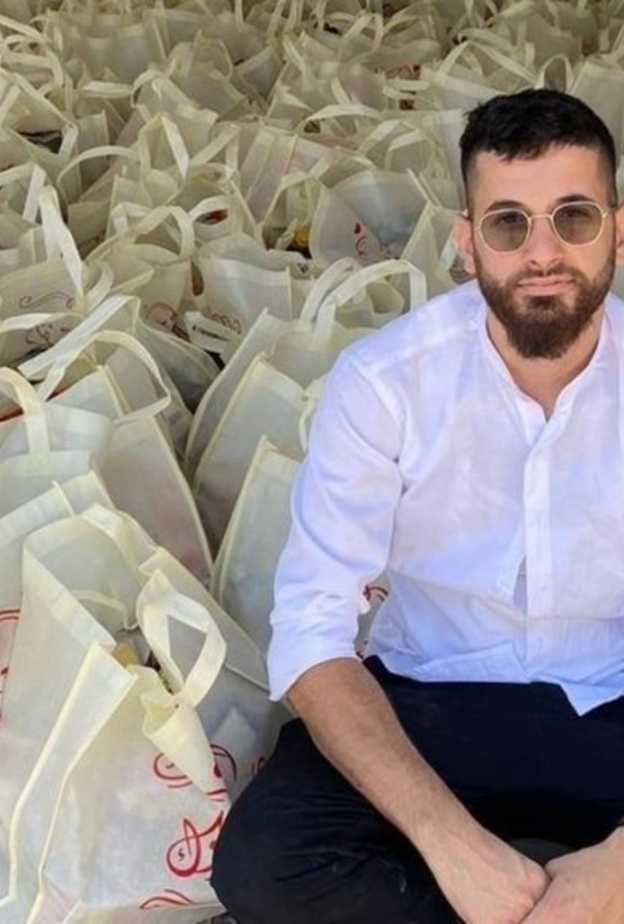  عريس يقدم مساعدات بدلا من إقامة حفل الزفاف