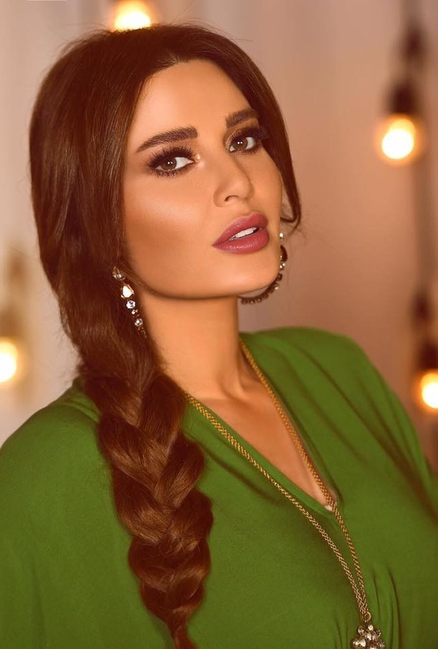 تسريحات شعر الضفائر بأسلوب النجمات