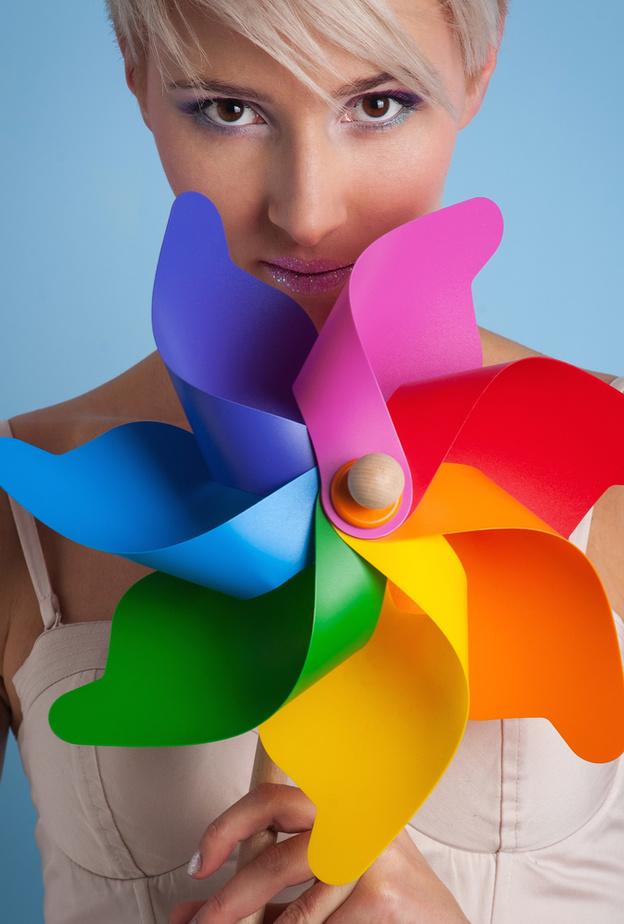  اللون الاحمر والازرق والاخضر قوة فعالة لتعزيز صحة مرضى سرطان الثدي