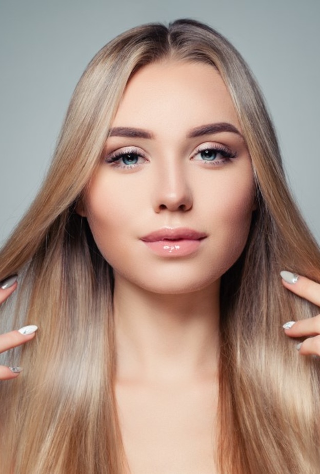 5 نصائح جمالية لصاحبات الشعر الاشقر المصبوغ