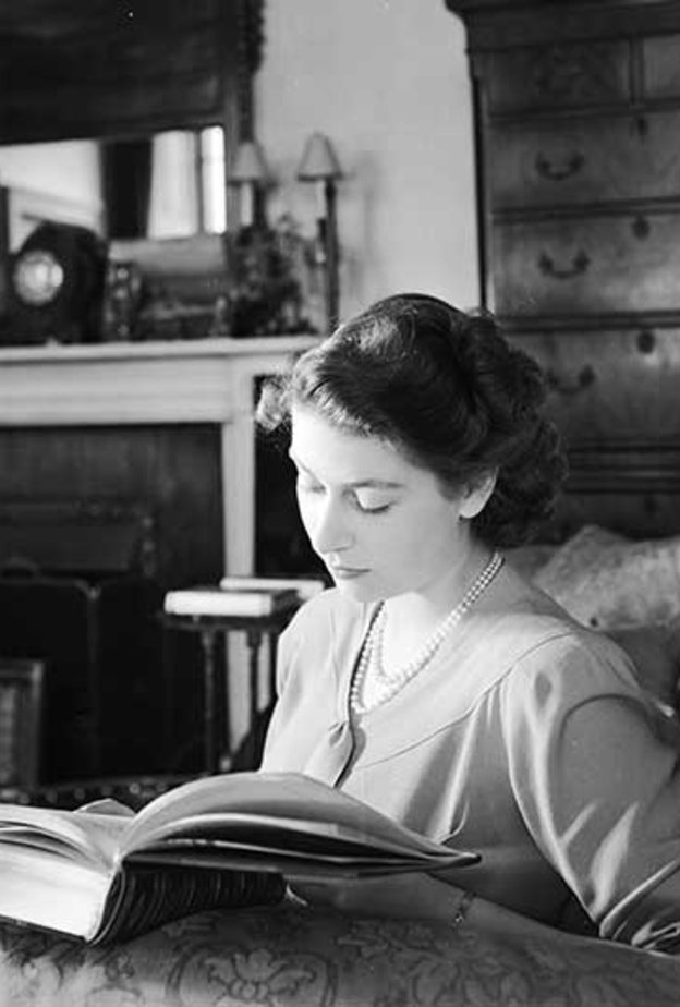 بالصور شاهد منزل الملكة إليزابيث الثانية في العشرينات من عمرها