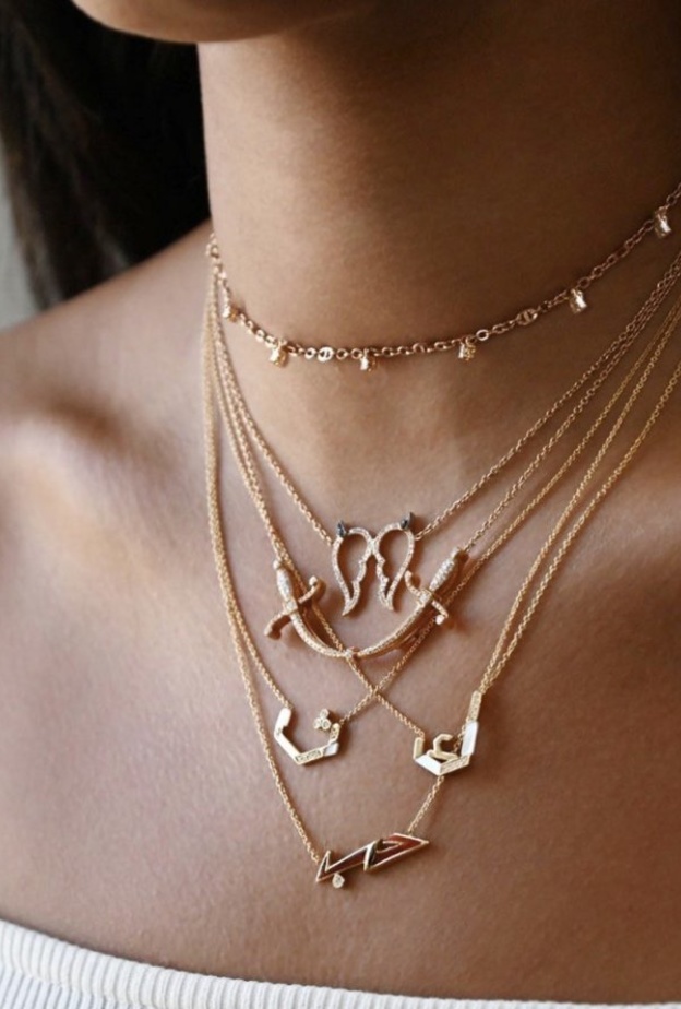 علامة Charmaleena