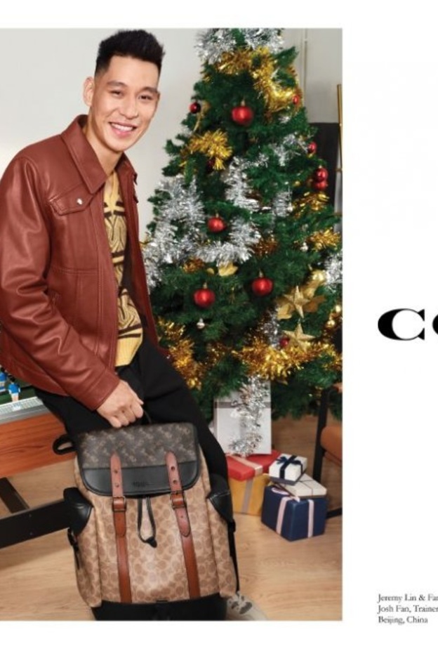 حملة "HOLIDAY IS WHERE YOU FIND IT" من Coach لموسم الأعياد 