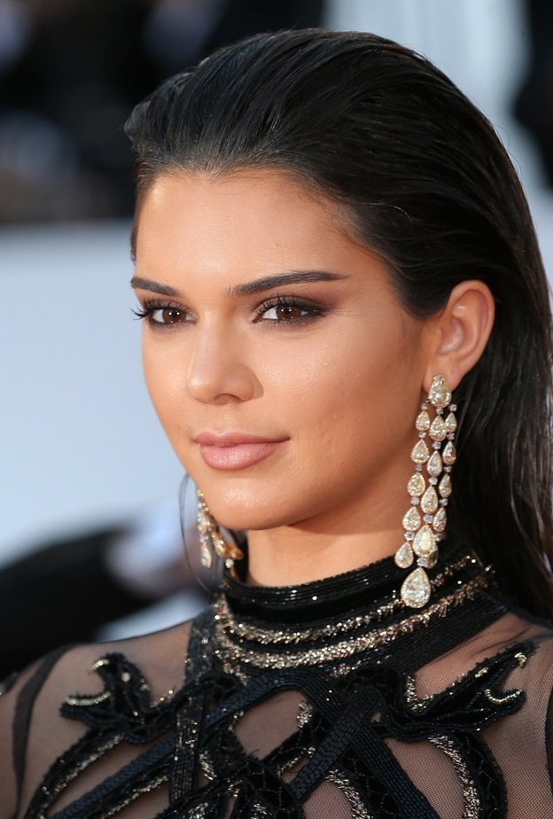  أقراط كيندال جينر من شوبارد Chopard