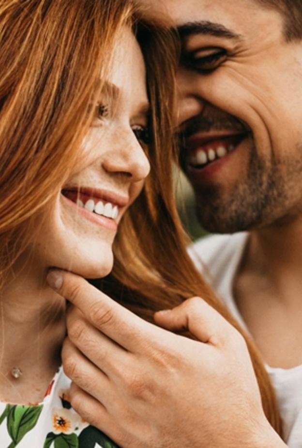 8 صفات في المرأة تحفز الرجل على الإرتباط بها