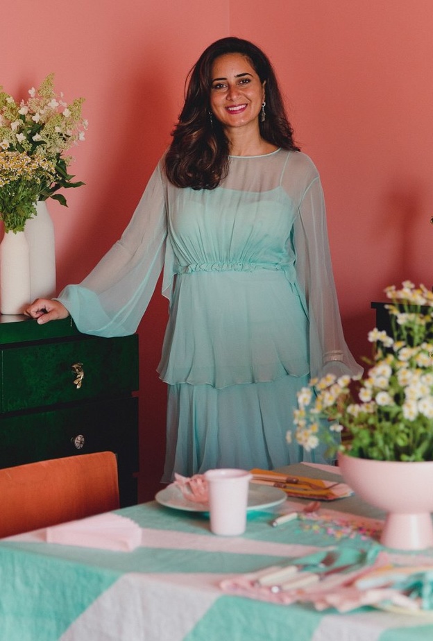 المصممة الإبداعية ومؤسسة Lace Events سارة الدباغ لـ"هي": تغير مجال تنظيم حفلات الزفاف