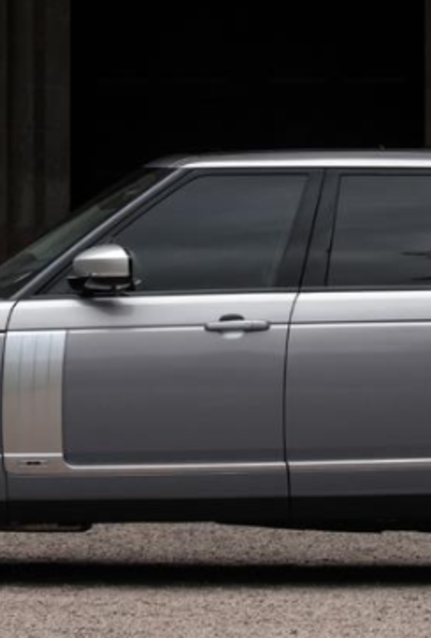 سيارة رينج روڨر الرياضية