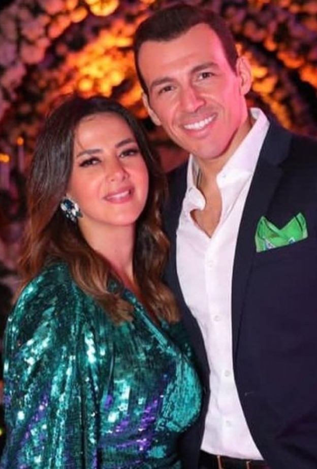  دنيا سمير غانم وزوجها