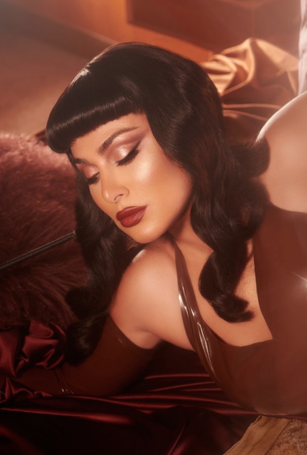 هدي بيوتي تطرح مجموعة جذابة من ظلال العيون بألوان النيود