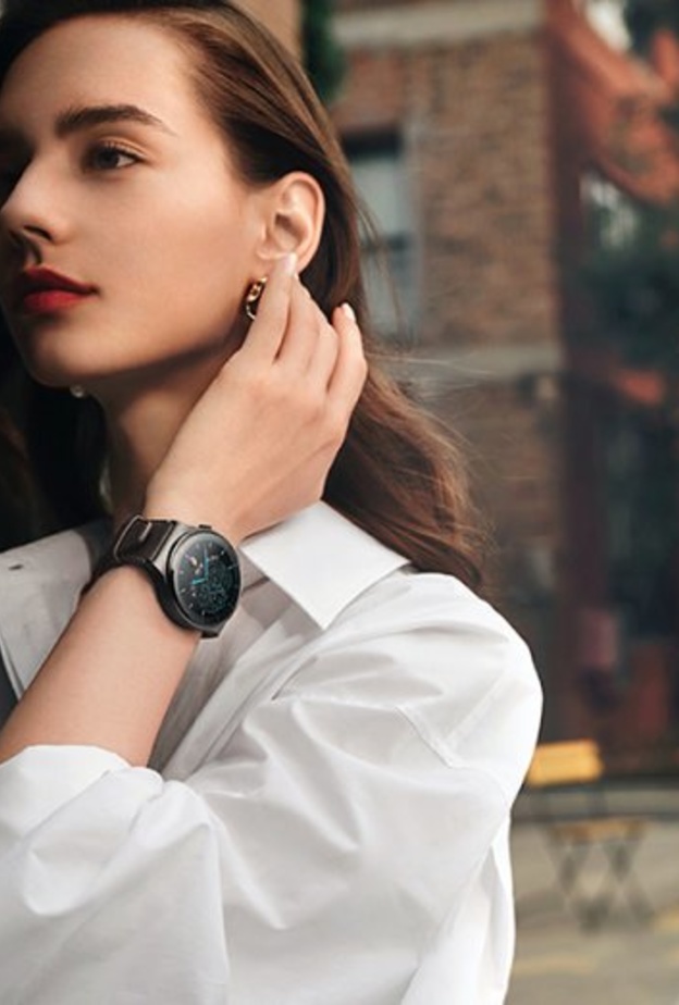 هواوي تطلق ساعة HUAWEI WATCH GT 2 Pro  بمجموعة مراحل القمر