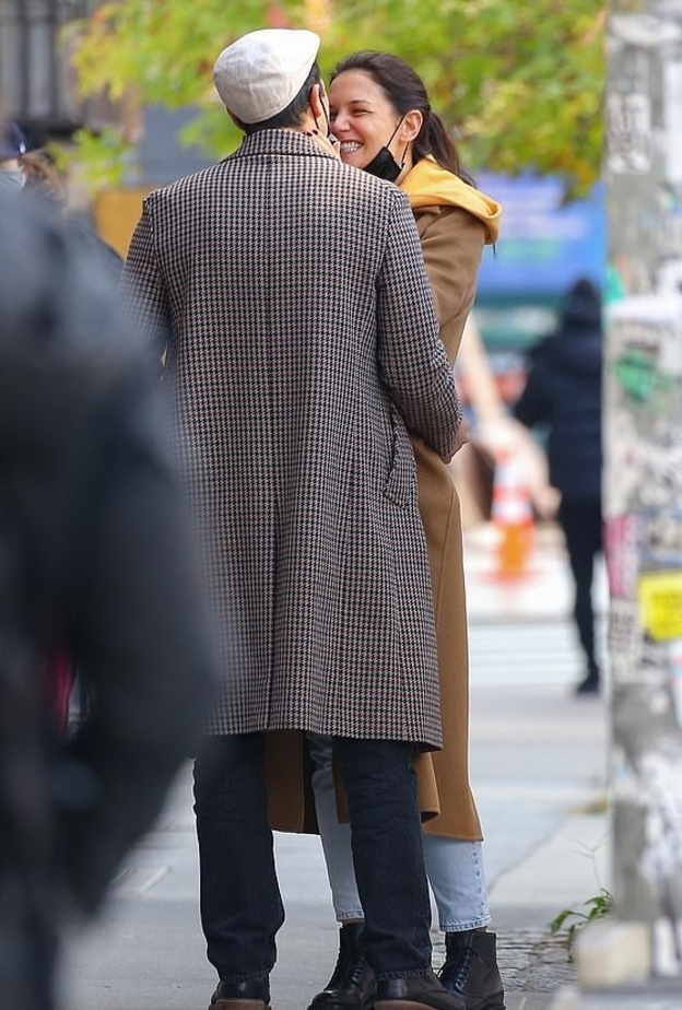 كاتي هولمز و إميليو فيتولو