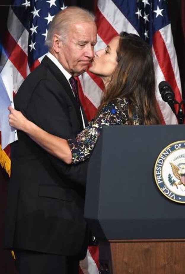 آشلي بايدن أم إيفانكا ترامب.. من هي ابنة الرئيس الأمريكي القادم؟