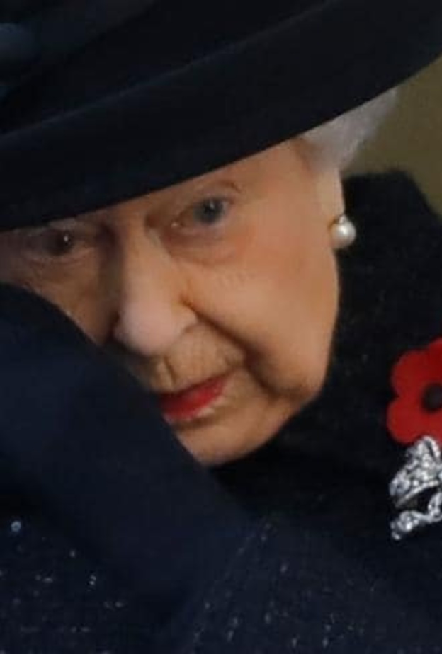 أوقات ظهرت فيها الملكة إليزابيث الثانية بملابس ‏الحداد