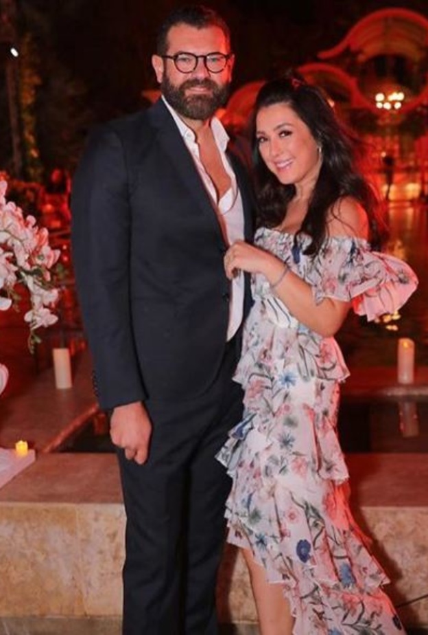 كندة علوش وعمرو يوسف حضرا زفاف هنادي مهنا