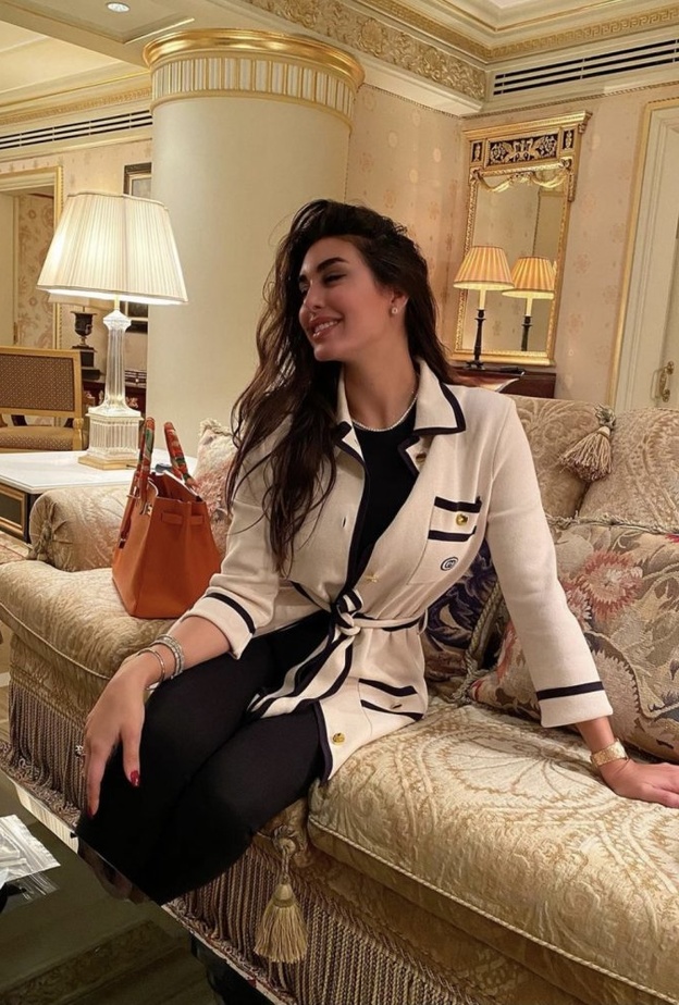 تفاصيل الأناقة والفخامة في أحدث إطلالات ياسمين صبري