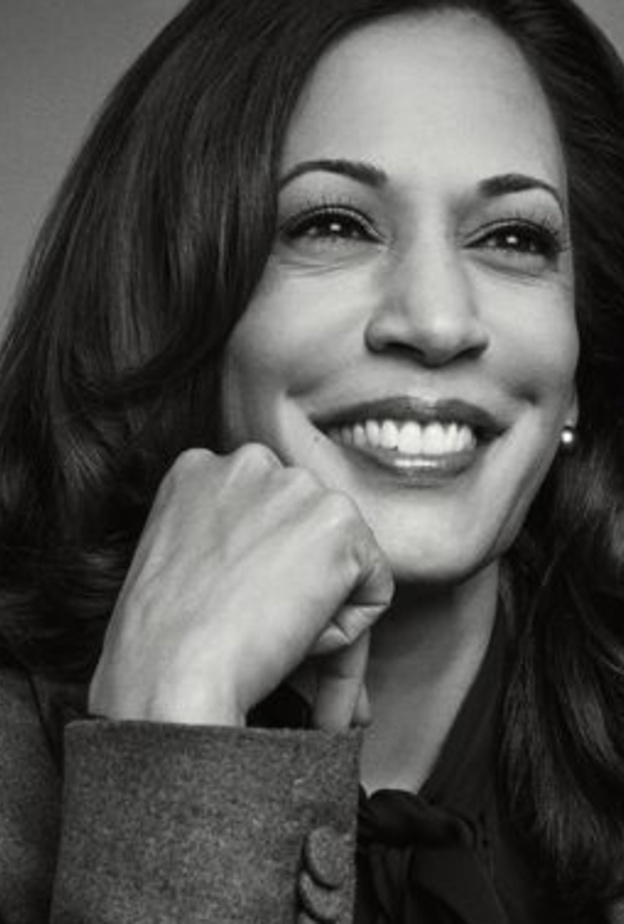  هاريس كانت أول امرأة وأول مدعي عام من ذوي البشرة الداكنة لولاية كاليفورنيا