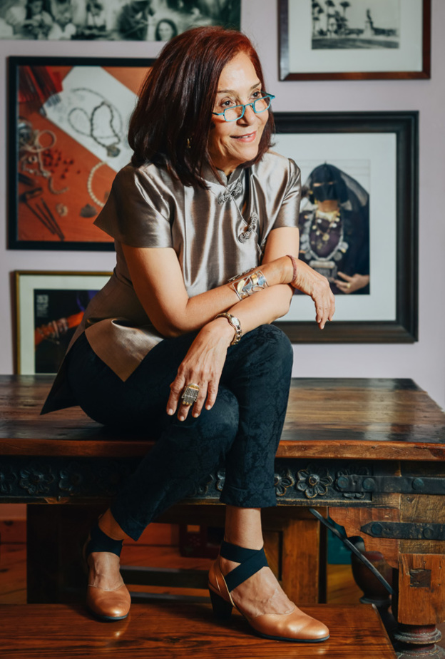 عزة فهمي صانعة المجوهرات المصرية التي نقشت اسمها في ‏العالمية