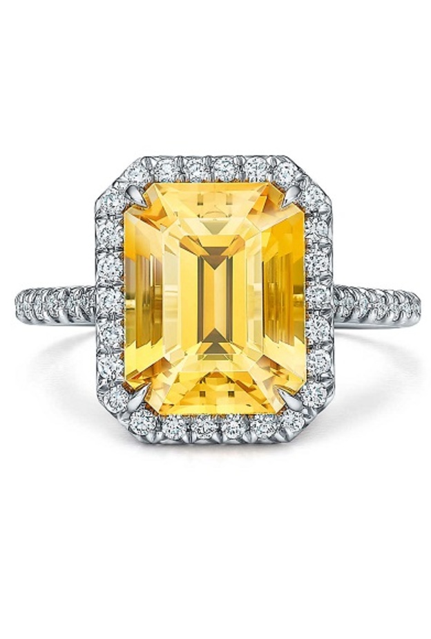 خاتم من الألماس والياقوت الأصفر من تيفاني أند كو Tiffany & Co