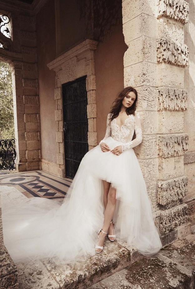  حفلات الزفاف المنزلية بفستان من monique lhuillier