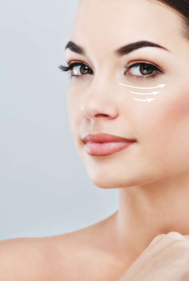 طرق التخلص من تجاعيد العين من خلال الخلطات الطبيعية