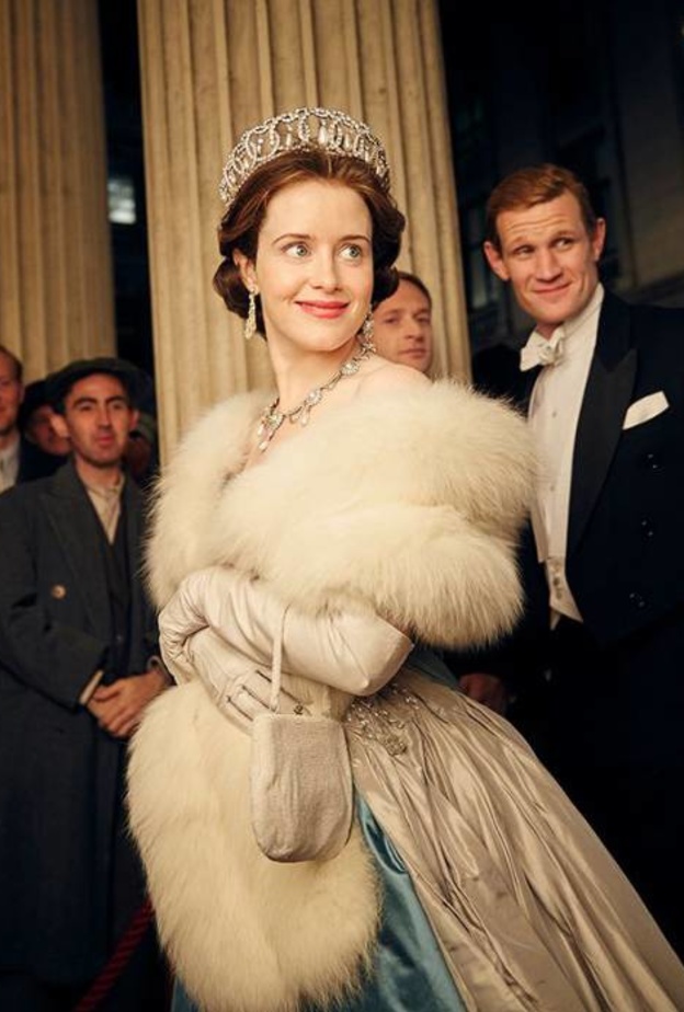 أزياء ملكية أعادها ‏‎"The Crown"‎‏ للحياة مرة أخرى