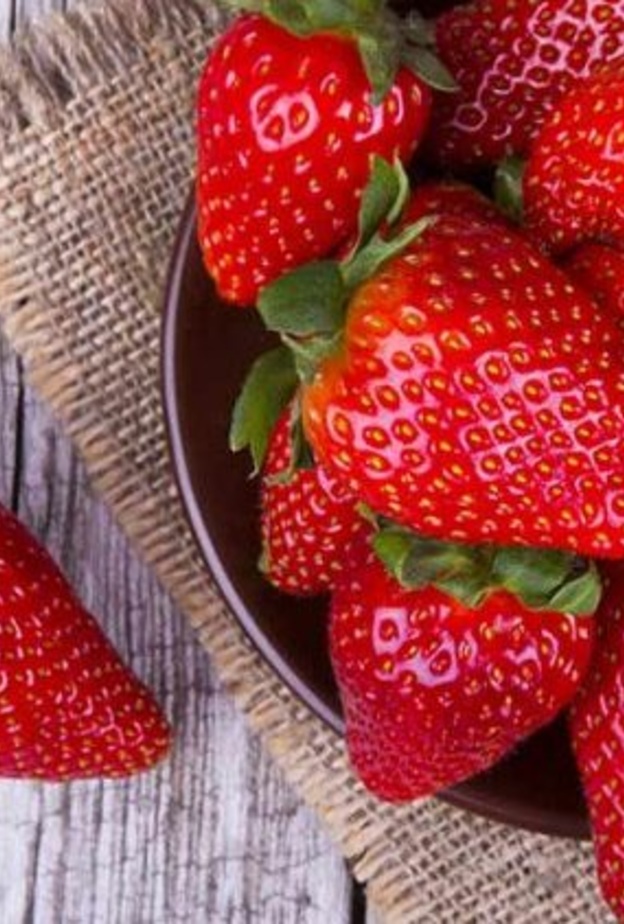 ماهي فوائد الفراولة لمرضى فقر الدم