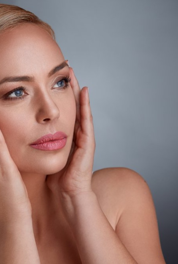 تقنية الراديو فريكونسي هي طريقة غير جراحية لشد الجلد