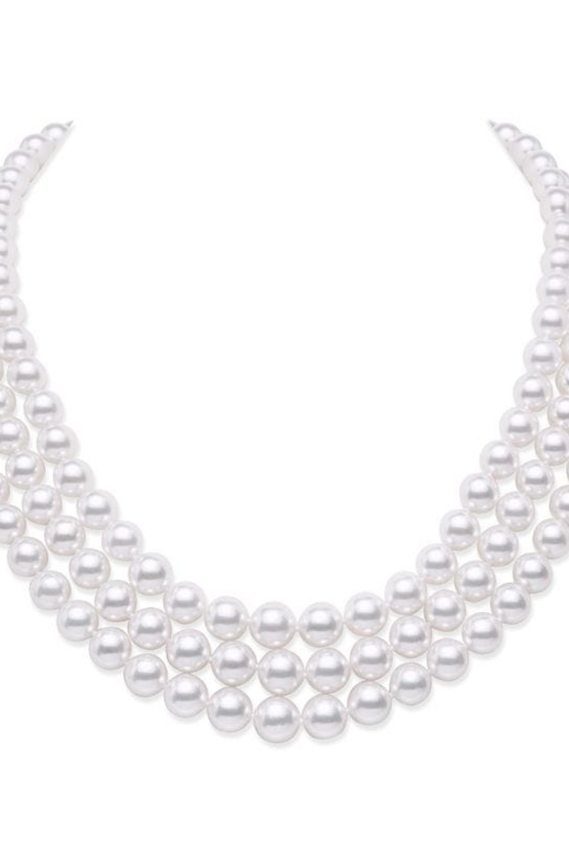 عقود لؤلؤ طويلة لإطلالتك الراقية في المناسبات من Mikimoto