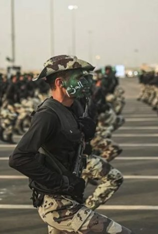 كلية الملك خالد العسكرية رابط اعلان نتيجة القبول النهائي 1442 للجامعيين