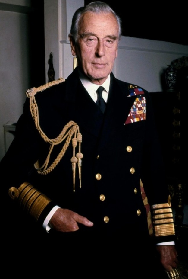 من هو اللورد لويس مونتباتن الأب الروحي للأمير تشارلز؟