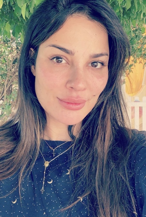 نادين نسيب نجيم تنشر صور  طبيعية بدون مكياج أكثر من أي وقت مضى