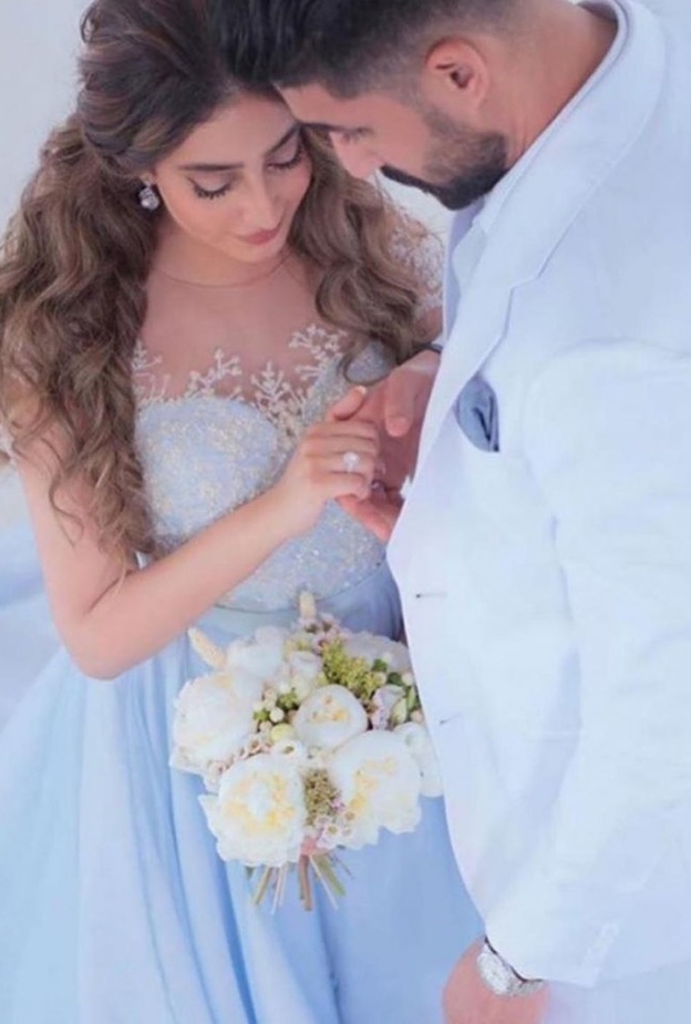  اطلالة اخرى لابرار سبت في عقد قرانها