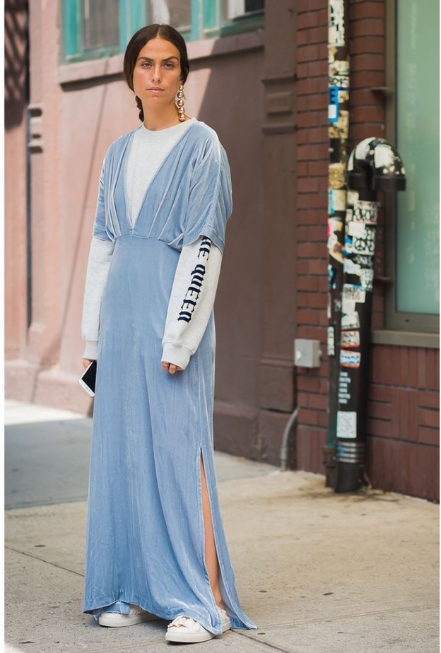  اطلالات ملفتة وعصرية في الفستان المخمل هذا الموسم