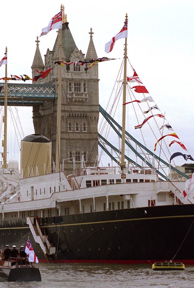 ما هي قصة "بريتانيا" اليخت الملكي الذي تحول إلى متحف عائم؟ ‏