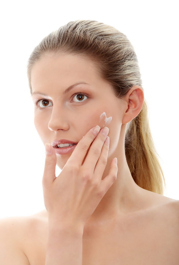 ترطيب البشرة بعد استخدام الكمامة