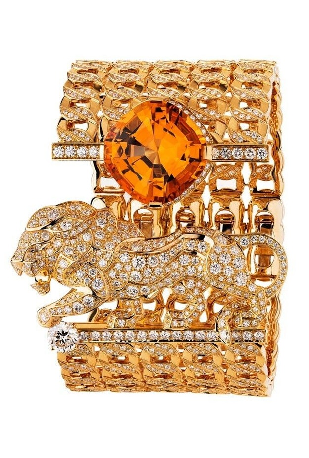 سوار Passionate cuff من ماركة شانيل