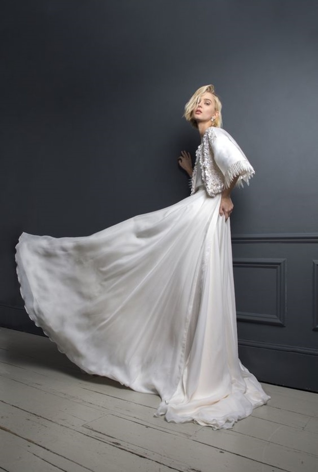 موضة البوليرو مع فساتين الزفاف من halfpenny london