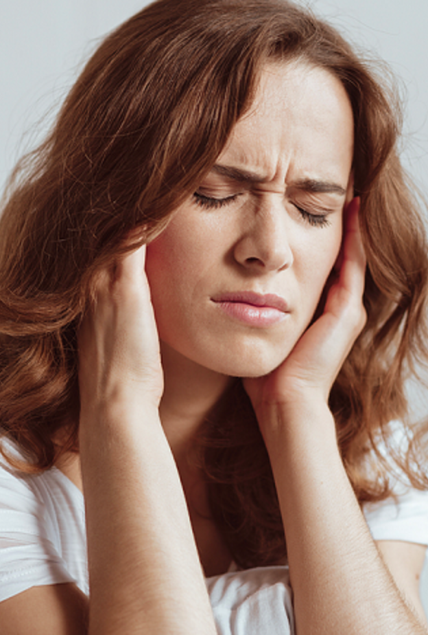  كيف يؤثر كورونا على أعصاب عضلات الوجه