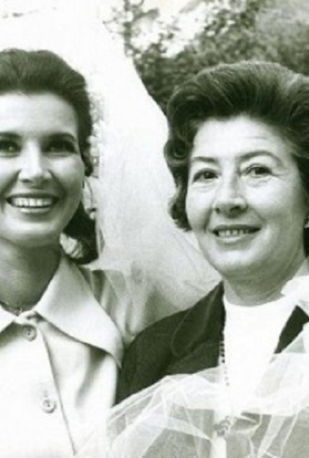 ميرفت أمين ووالدتها