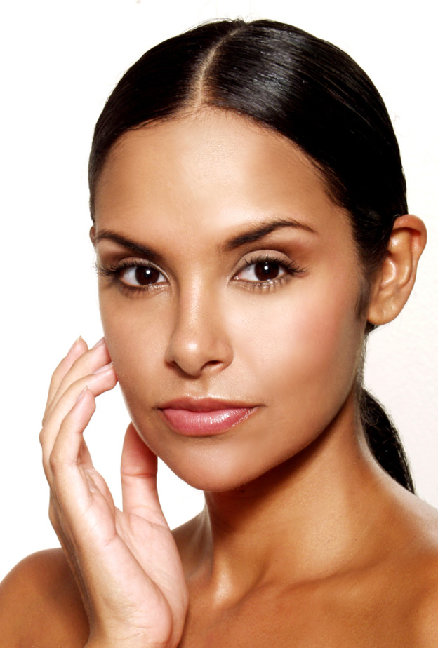 ماسكات طبيعية لنضارة بشرة المراة الاماراتية على الدوام