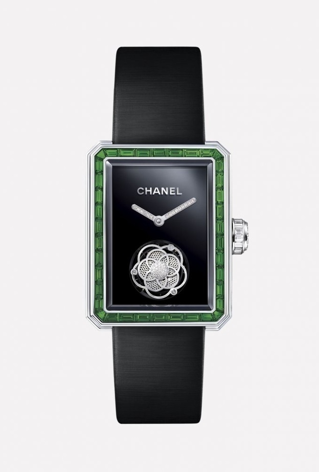  ساعة من شانيل Chanel