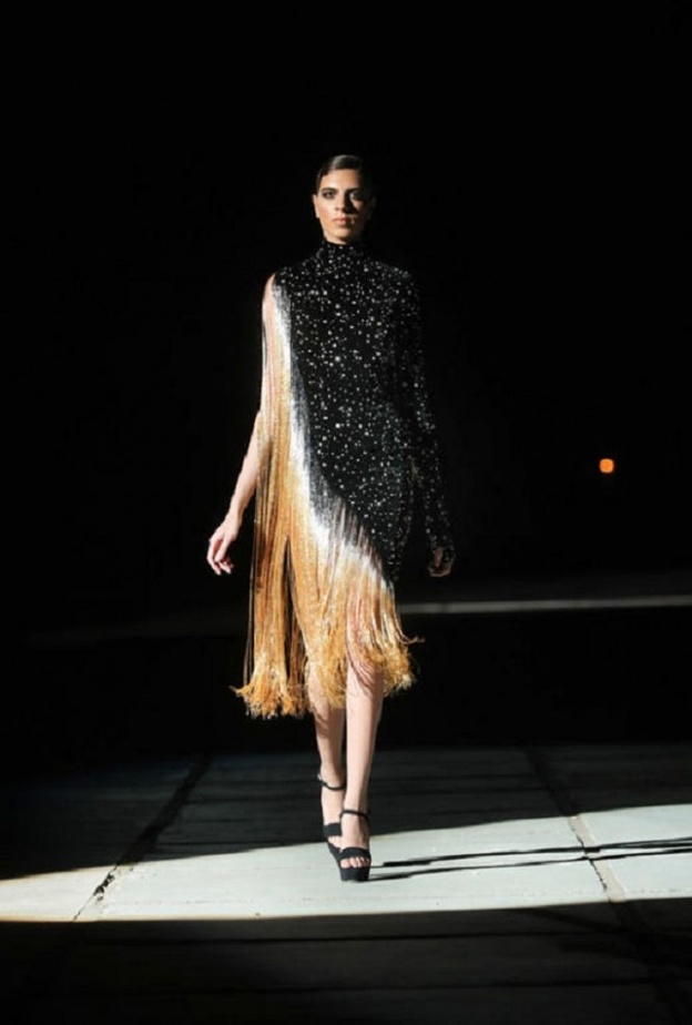  فساتين خطوبة مزينة بالشراشيب من جورج حبيقة