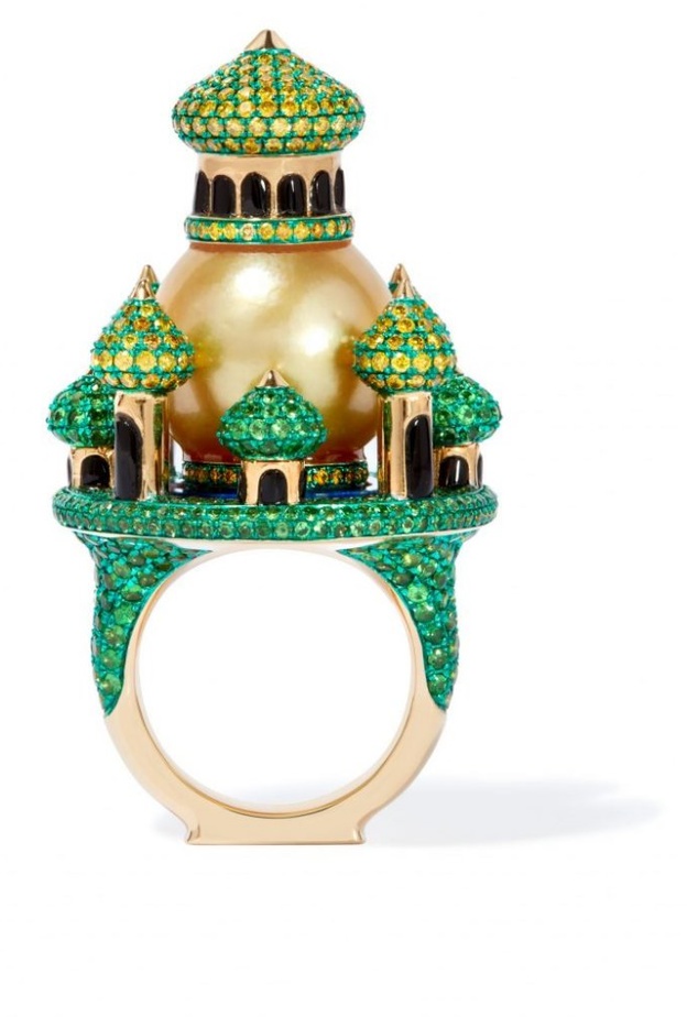 خاتم سان بطرسبرج مرصع بلؤلؤ البحر الجنوبي الذهبي وخشب الأبنوس والتسافوريت والألماس من الذهب الوردي