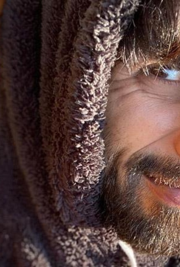 النجم شاهيد كابور يشارك معجبيه بصورة جديدة