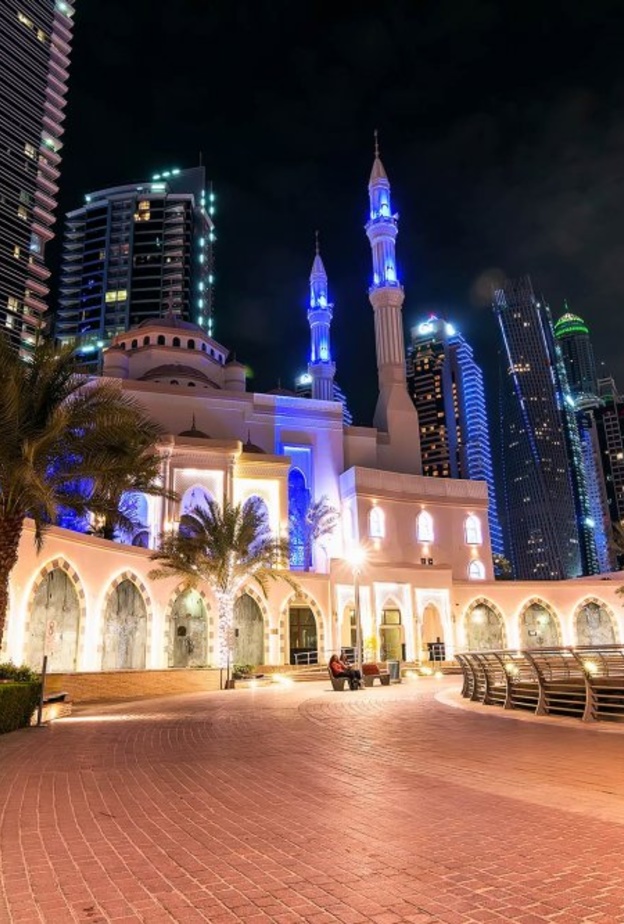 دبي مارينا و JBR.. نشاطات سياحية في دبي ليلاً شتاء 2020