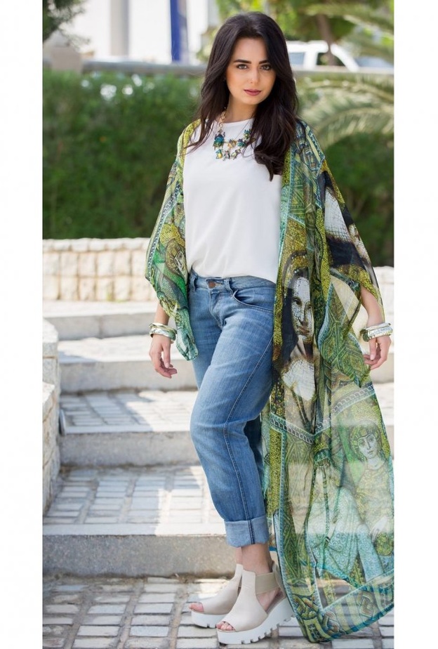  طرق تنسيق البنطلون الجينز بأسلوب حيوي على طريقة هبه مجدي