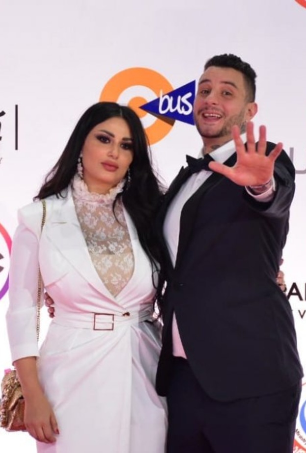 أحمد الفيشاوي وزوجته