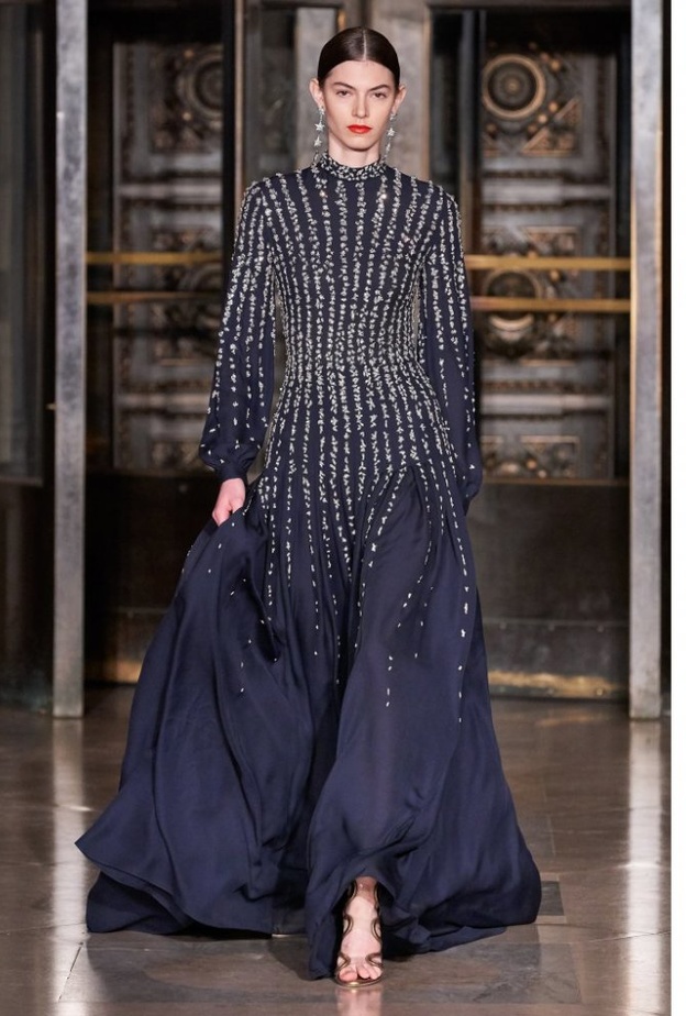  فستان سهرة من Oscar de la Renta