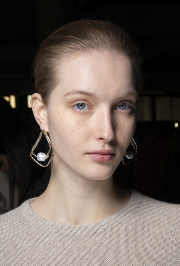 أفضل أنواع الفاونديشن المات لإطلالات شتاء 2020